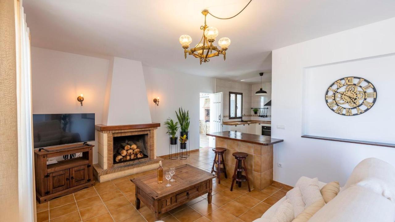 Villa Patricia Torrox By Ruralidays Exteriör bild